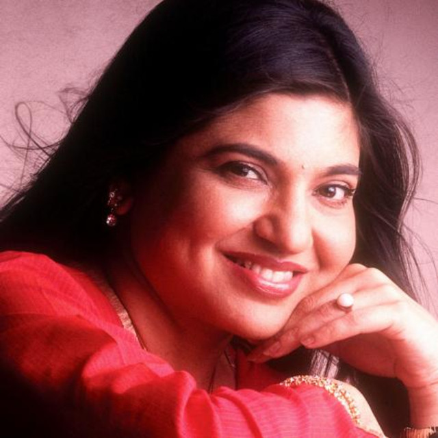 Alka Yagnik official artist profile image