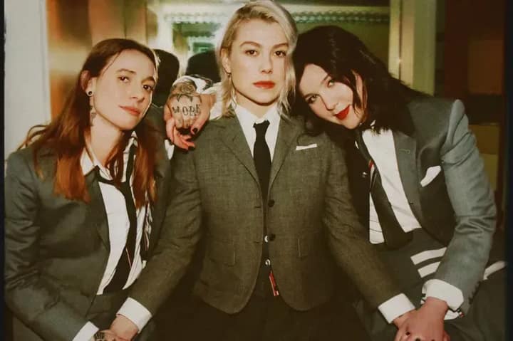 Boygenius awọn ẹgbẹ: Julien Baker, Phoebe Bridgers, and Lucy Dacus