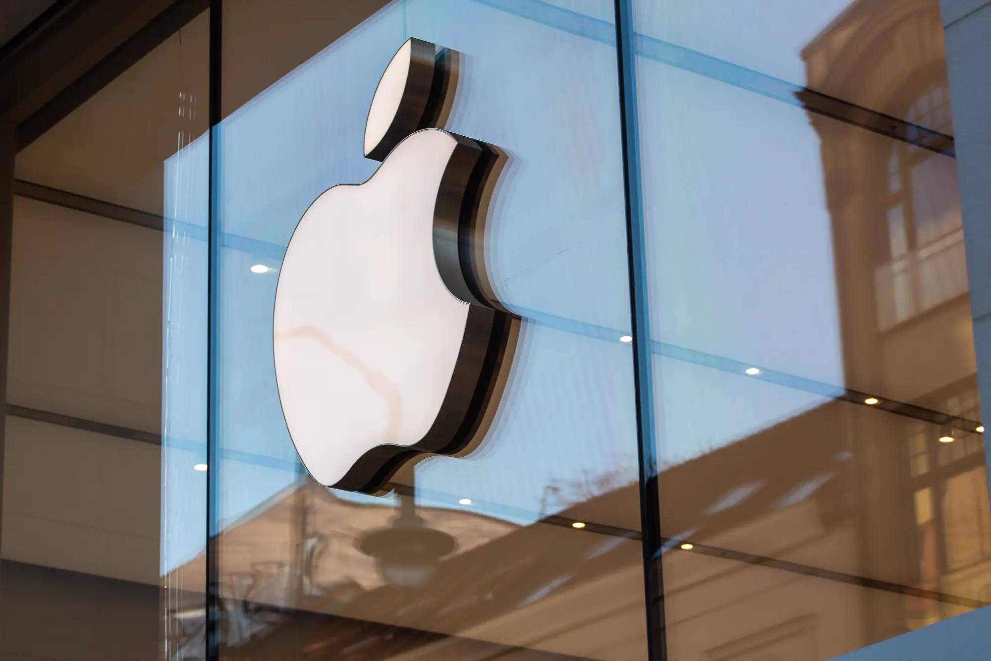 Apple's cancels autonomous electric car
