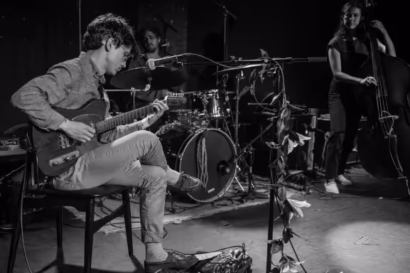 Scree, foto: Caleb Bryant Miller