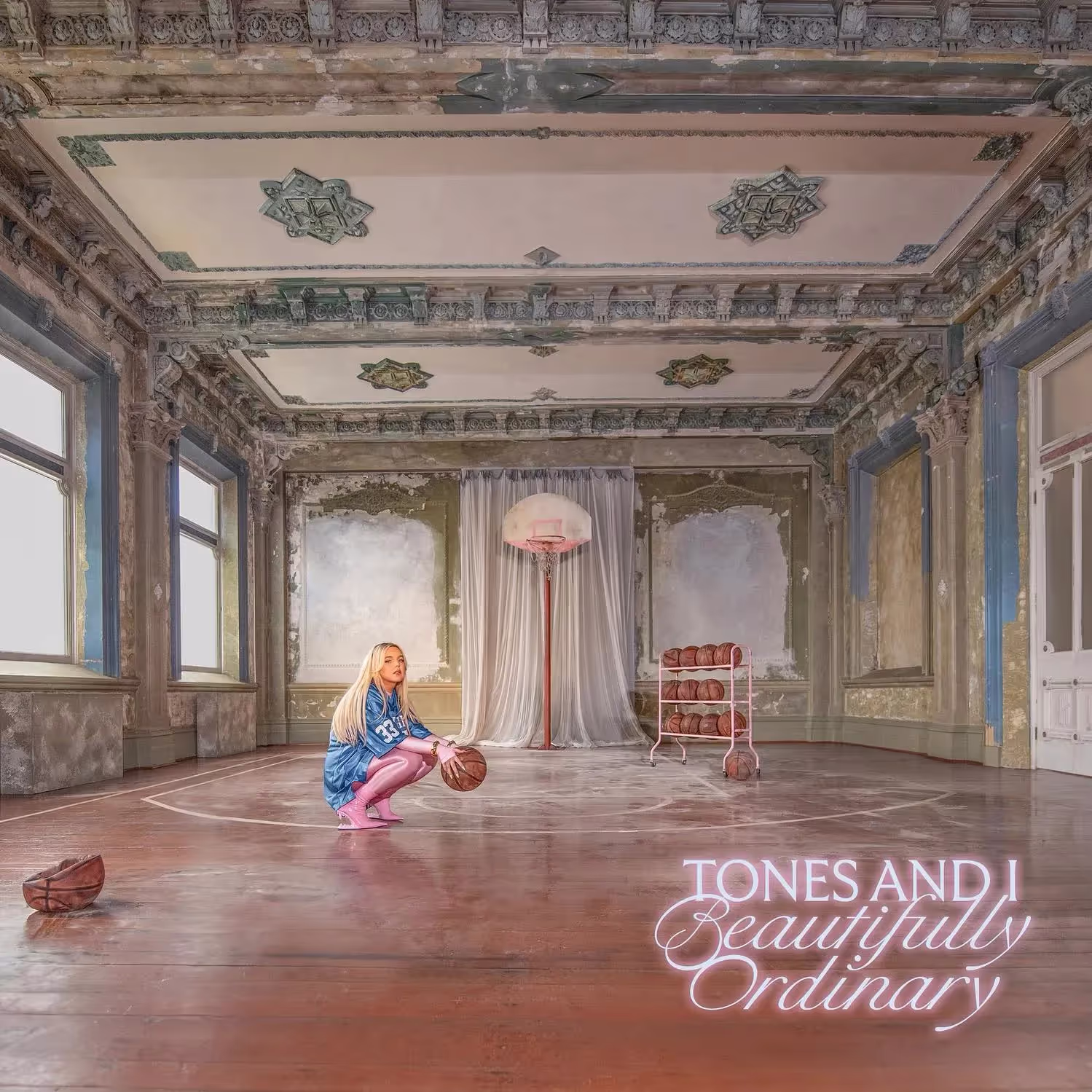 Tones and I, "beautifully ordinary", album cover art