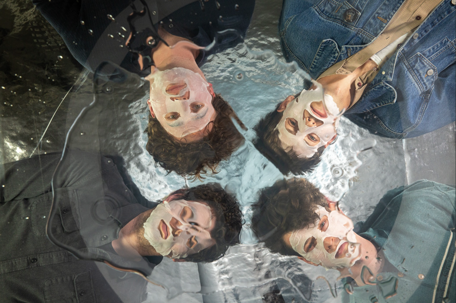 CRACKUPS: Thomas Valkiers, Toon Van Looy, Siebe Le Duc, Niels Meukens