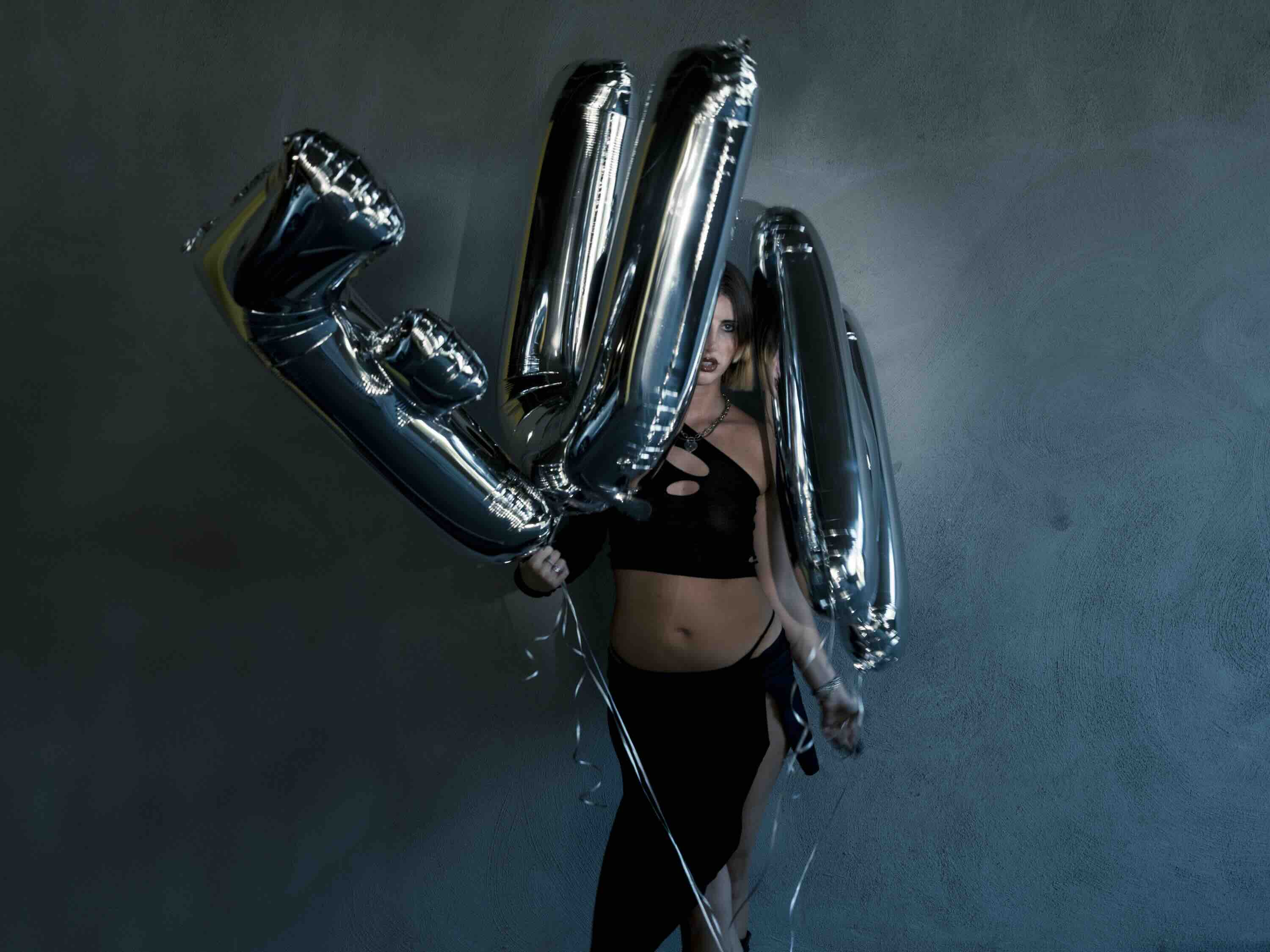 Ella Rosa, pr photo for Fun, cr - callum walker hutchinson