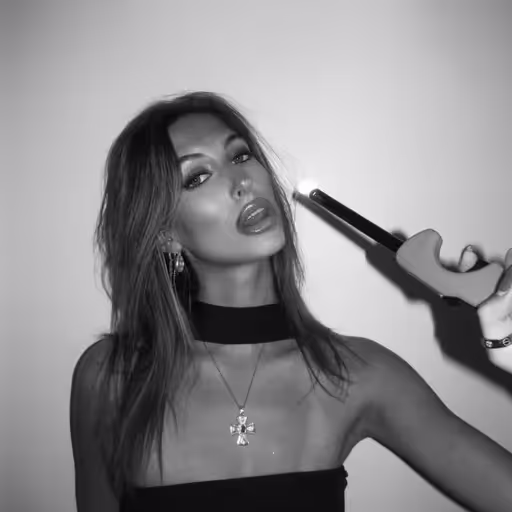 Lif Hanna, ọrọìwòye: Capri Krontz