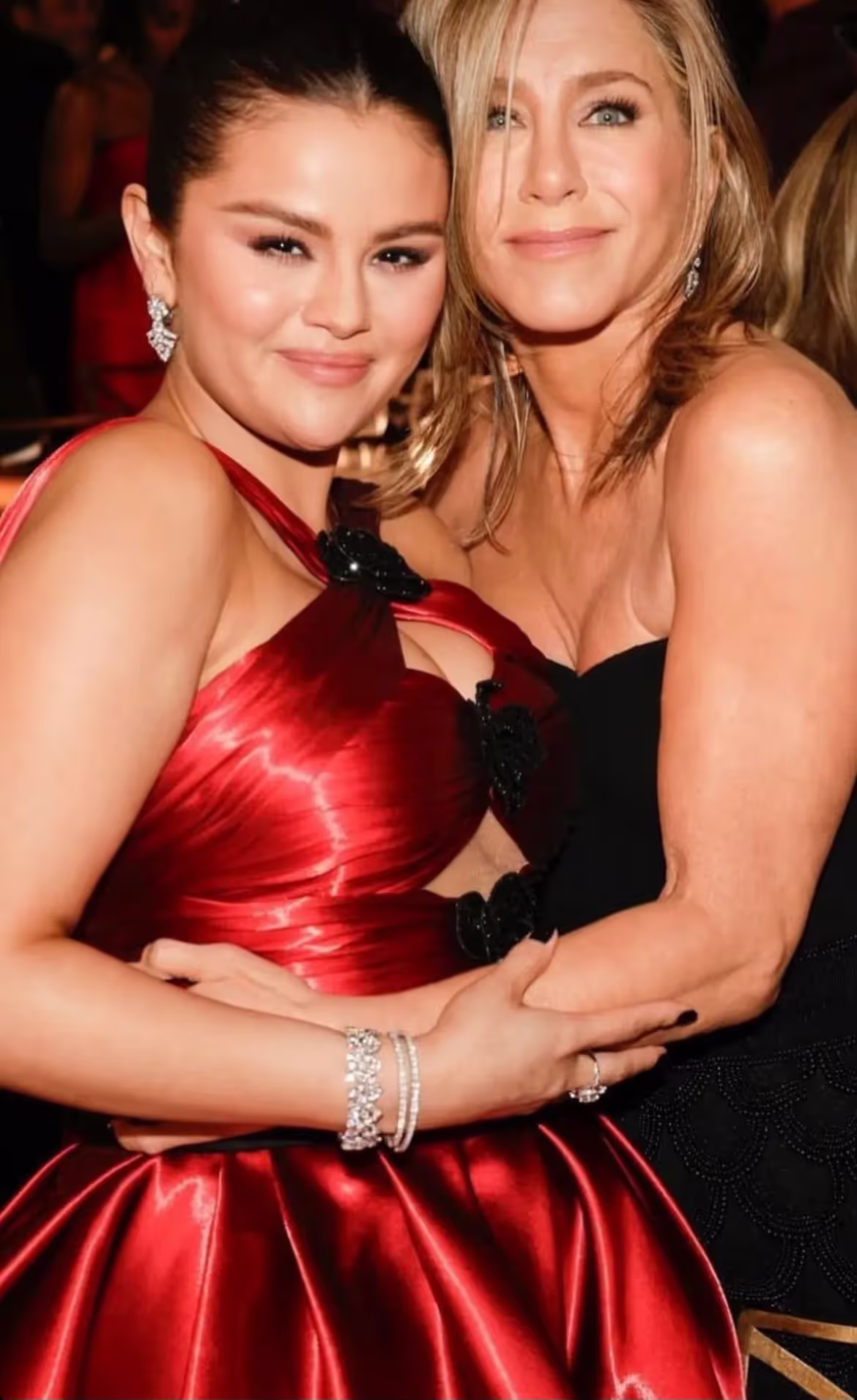 Selena Gomez et Jennifer Aniston à la cérémonie des Golden Globes