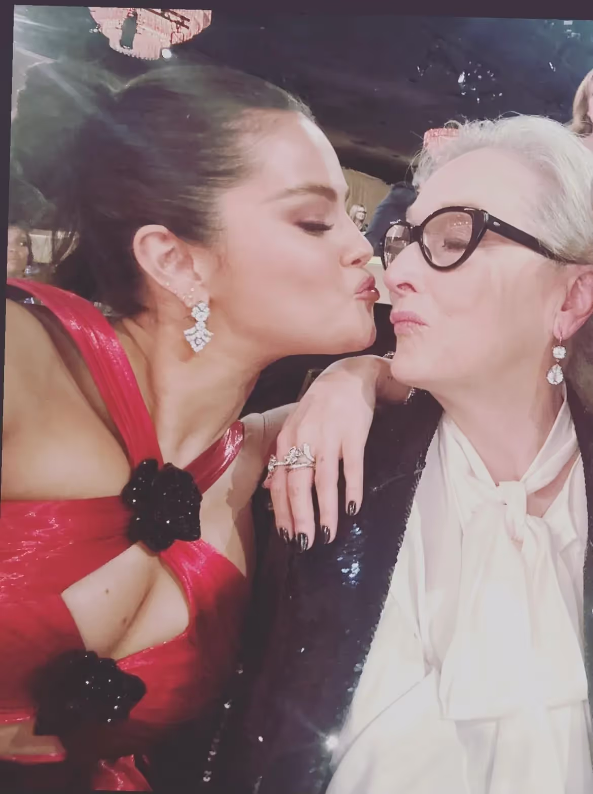 Selena Gomez et Meryl Streep aux Golden Globes