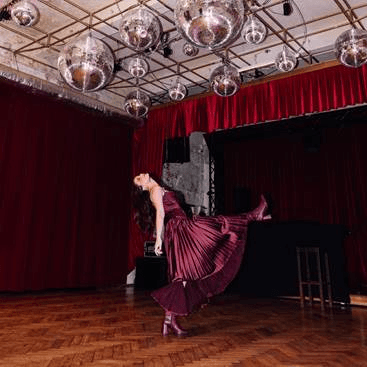 Cloe Wilder, life's a bitch, ep cover art