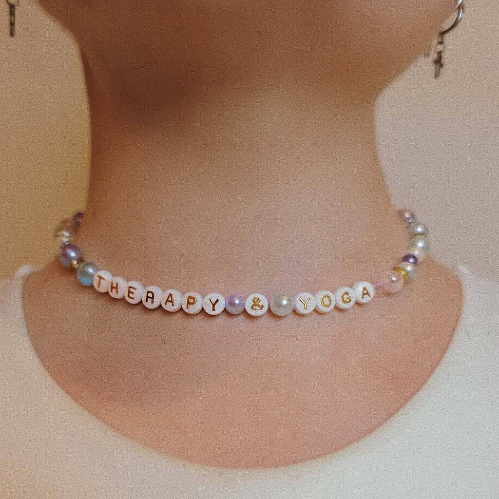 Jessia, "therapy & yoga" single cover art