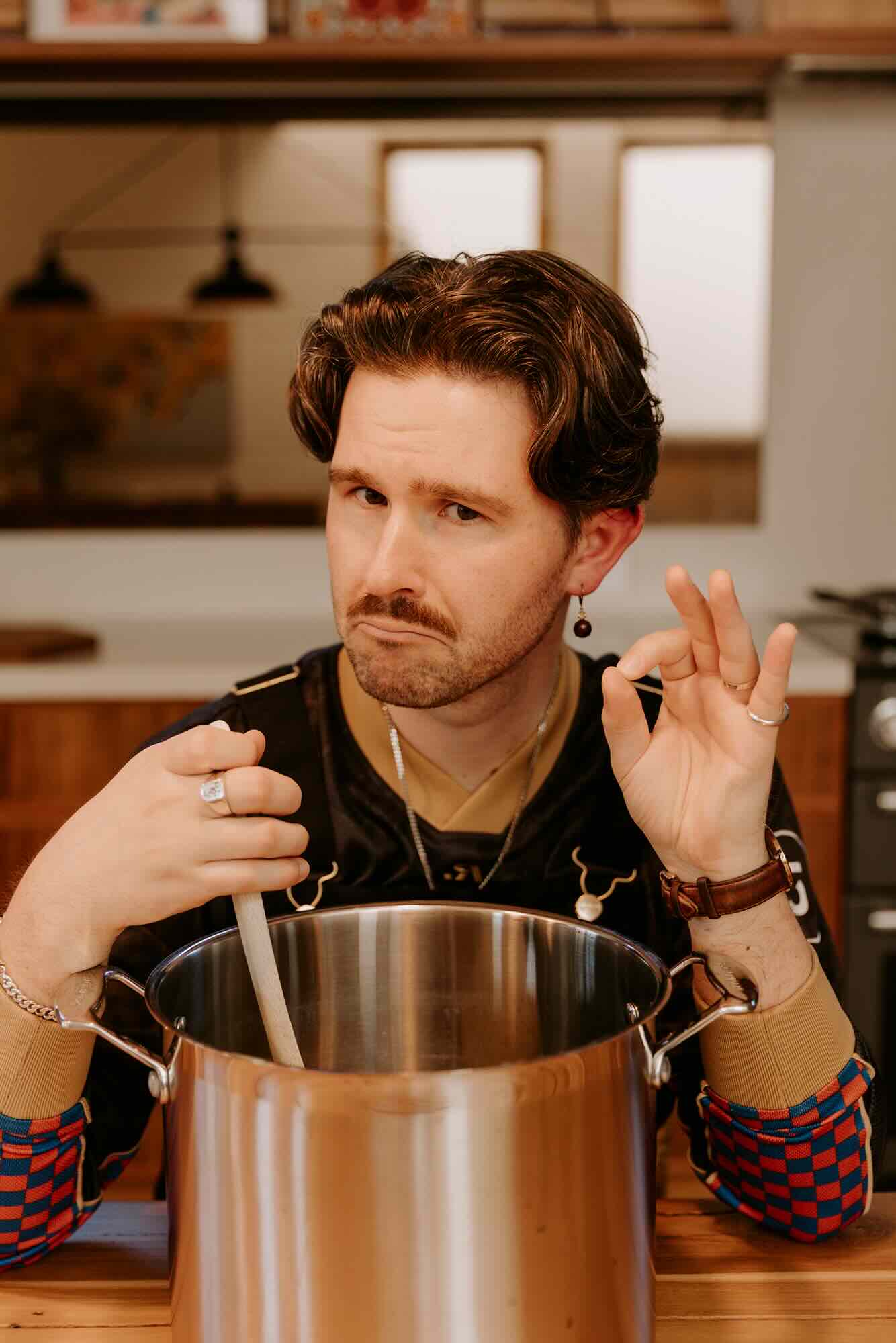 Banjamino, "Own Two Feet" press kit, August 2025