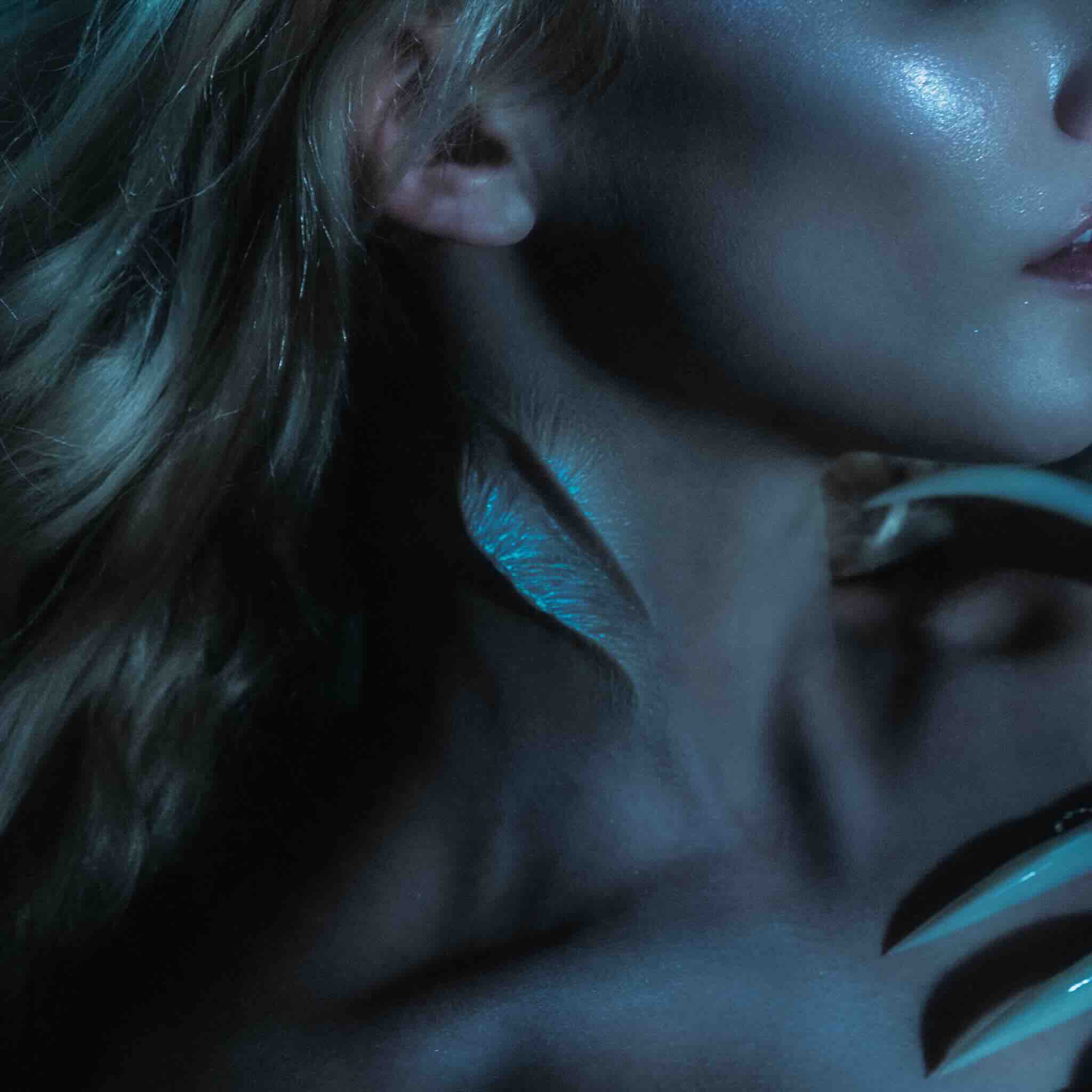 Chloe Morindo, "girls with gills" single cover art