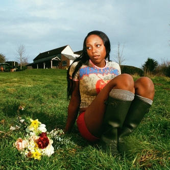 Rachel Chinouriri, "Her Little House" EP cover art