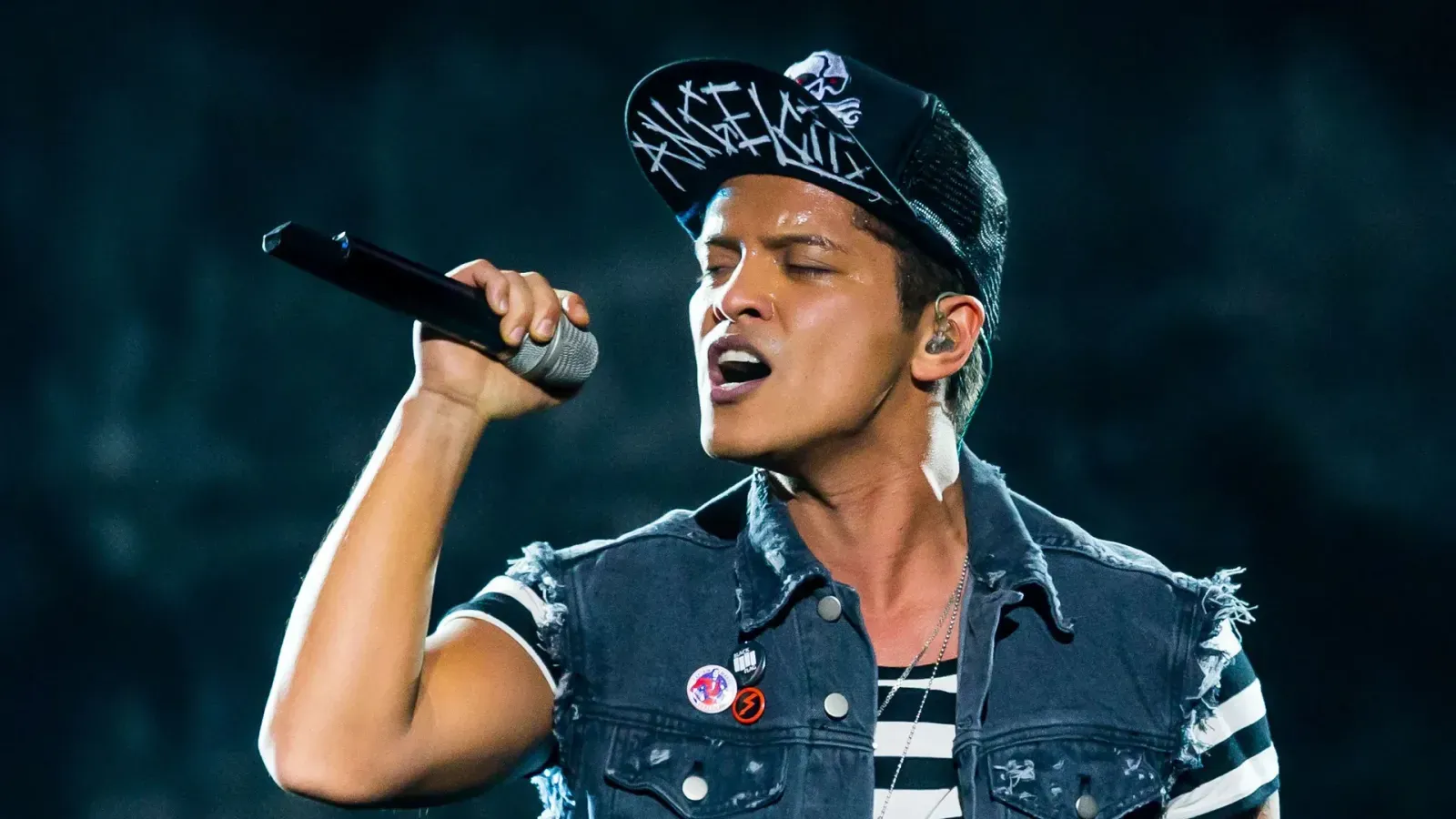 Bruno Mars "Just The Way You Are" cover art