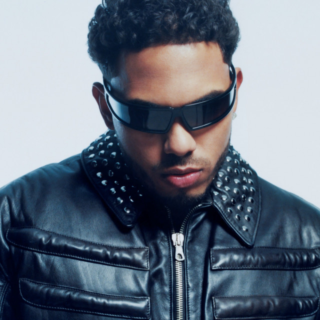 Myke Towers "Mal De Amores" cover art